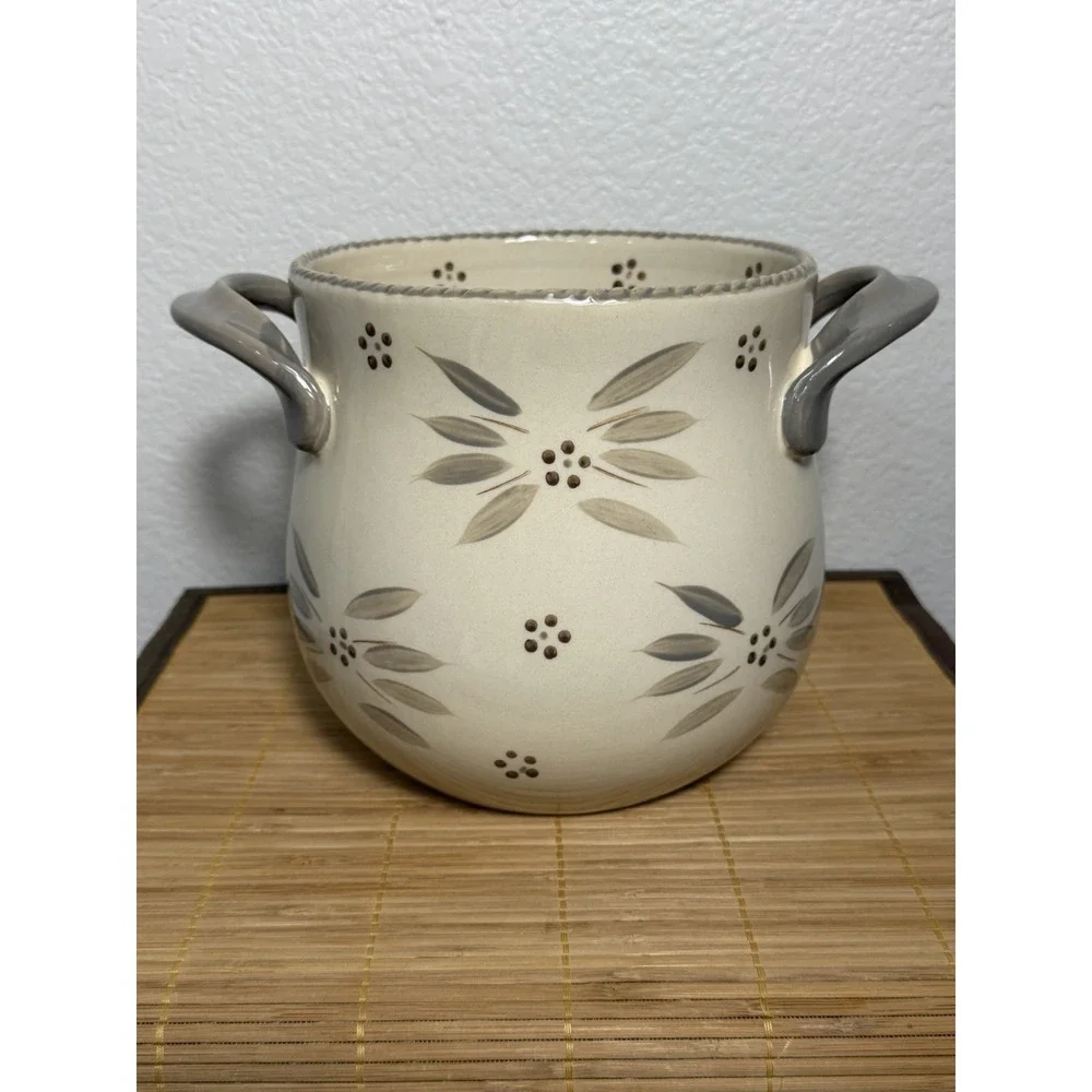 Temp-Tations by Tara Old World Hand Painted/Hand Crafted 4 Quart Pot Oven Safe
